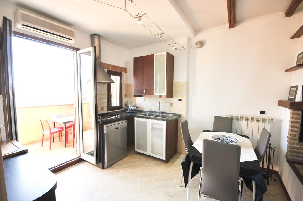 شقة Penthouse With View روما المظهر الخارجي الصورة