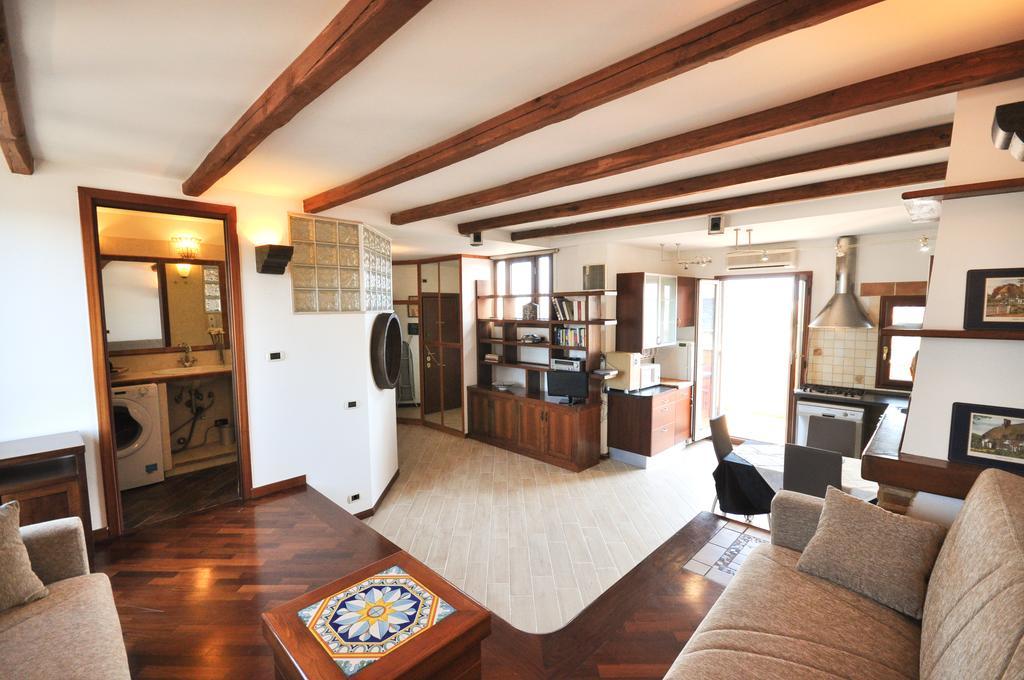 شقة Penthouse With View روما المظهر الخارجي الصورة