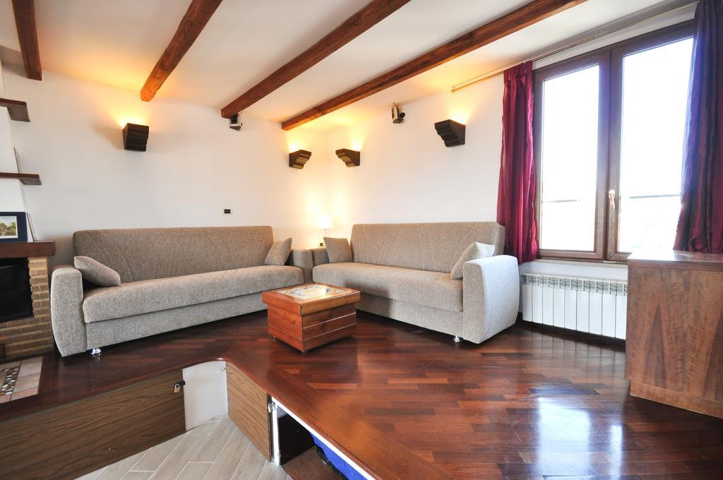 شقة Penthouse With View روما المظهر الخارجي الصورة